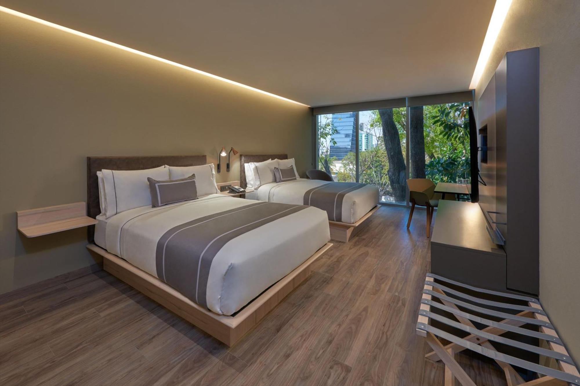 City Express Plus By Marriott Guadalajara Providencia Exteriör bild