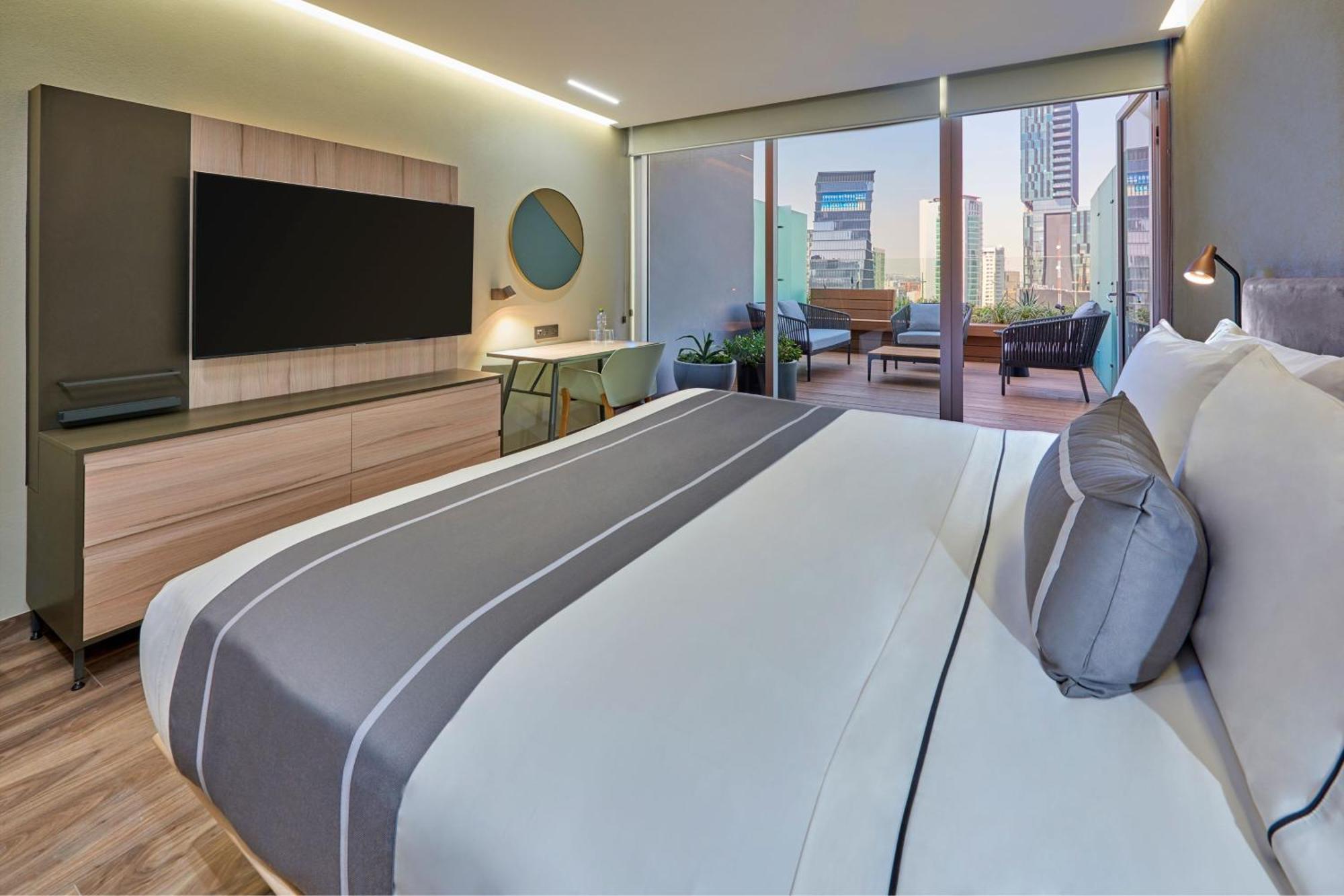 City Express Plus By Marriott Guadalajara Providencia Exteriör bild